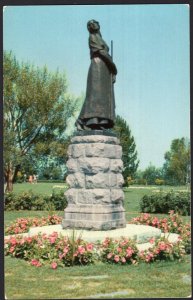 Nova Scotia ~ GRAND PRE Evangeline Monument Chrome 1950s-1970s