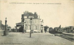 C-1910 France Railway Depot Train Postcard Guitot 4859