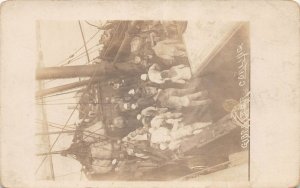 J81/ Ship RPPC Postcard c1910 Gilbralter Coaling Load Workers 434