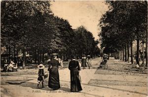 CPA AK PARIS 8e L'Avenue des Champs-Elysées ND Phot (700725)