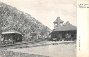 West virginia Harpers Ferry B+O Train Station  Vintage Postcard EE1