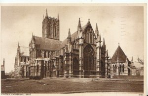 Lincolnshire Postcard - Cathedral East - Ref TZ5970 