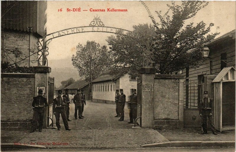 CPA St-DIÉ - Casernes Kellermann (657440)