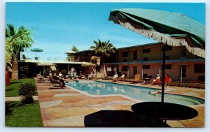 PHOENIX, Arizona AZ ~ Roadside PARK CENTRAL ESTATES Swimming Pool 1960s Postcard