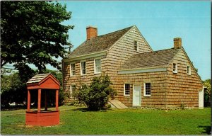 Vintage Postcard Walt Whitman House West Hills, Huntington, New York K7