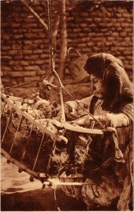 CPA AK Femme arabe et son Mouchachou TUNISIE (1009494)