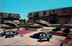 Kimberly Square Apartments, Chester Road Lansing MI Vintage Postcard X64