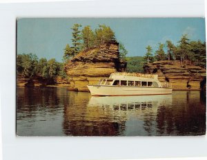 Postcard The Chicagoan, Lower Dells, Wisconsin Dells, Wisconsin