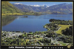 Lake Wanaka the Source of the Clutha  River Central Otago New Zealand