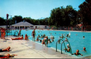 Wisconsin Green Bay Swimming Pool