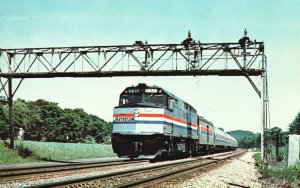 Vintage Postcard Amtrak's Niagara Rainbow Train Palmyra New York Station N. Y.