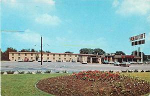 Treadway Inn, Campion Road, New Hartford, NY, New York, Chrome