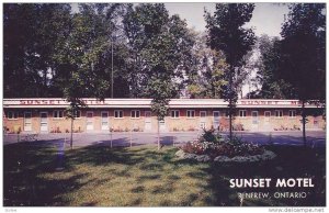 Sunset Motel On Highway 17, Renfrew, Ontario, Canada, 1940-1960s