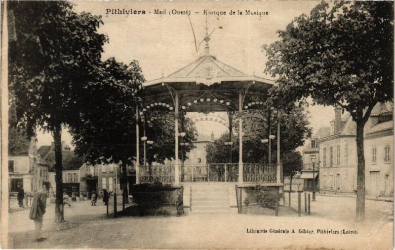 CPA PITHIVIERS-Mail-Kiosque de la Musique (266087)