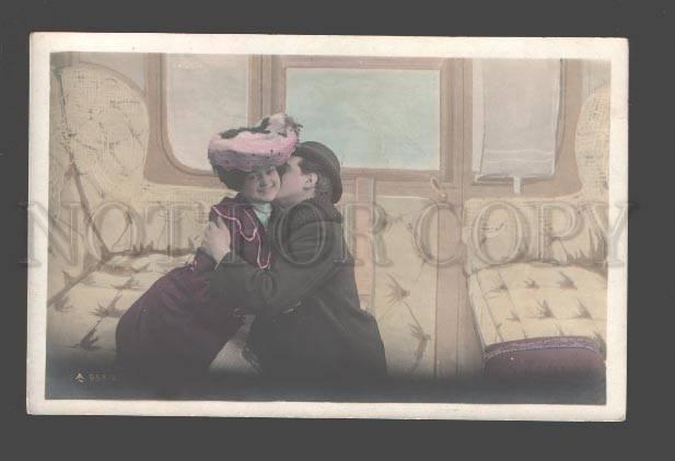 3085846 Kiss of LOVERS in Compartment TRAIN Vintage PHOTO #8