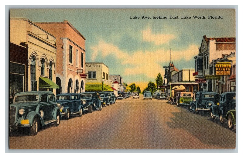 Lake Ave. Looking East Lake Worth Florida Vintage Standard View Postcard 