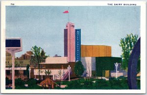 VINTAGE POSTCARD THE DAIRY BUILDING  AT CHICAGO WORLD'S FAIR 1933 LINEN