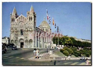 Modern Postcard La Cathedrale Saint Pierre d'Angouleme