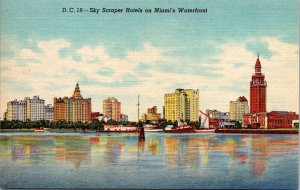 SkyScraper Buildings Hotels Miami's Waterfront Boats Reflection Postcard Unused 