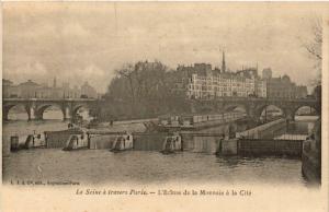 CPA PARIS L'Ecluse de la Monnaie a la Cite La Seine a travers de Paris (606068)