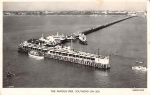 uk13036 famous pier southend on sea  real photo uk