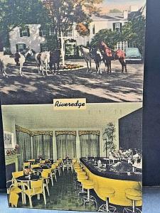 Postcard View of The Riveredge Club  & Horses  in Reading, PA W8