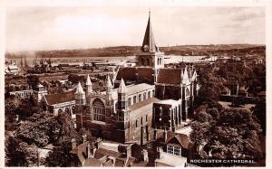 BR59193 cathedral  rochester  uk