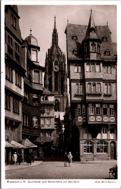 Germany Frankfurt am Main Durchblick vom Römerberg  Vintage RPPC C021