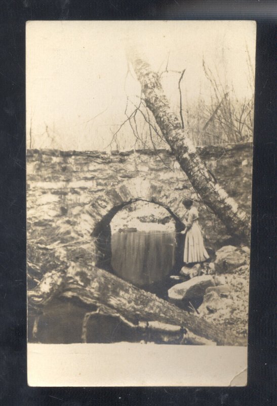 RPPC BARABOO WISCONSIN STONE BRIDGE WOMAN FISHING REAL PHOTO POSTCARD