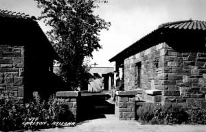 RPPC Cameron, Arizona, Motel Motor Court Stone Cabins Postcard Unposted  E06
