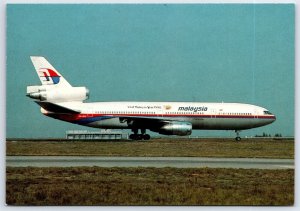 Aviation Postcard MAS Malaysia Airlines Douglas DC-10-30 9M-MAV EZ2