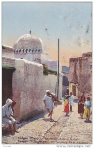 Tanger (Maroc) , Un Marabout de la casbah . 00-10s