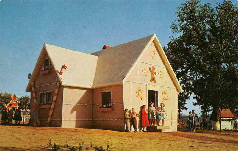 STORYBOOK LAND Irving, TX Gingerbread House c1950s Vintage Postcard