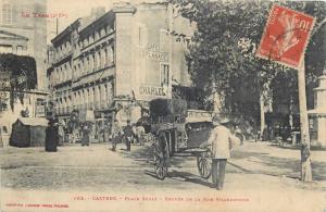 France CPA TARN CASTRES Labouche Place Soult Entrée de la Rue Villegoudon animee