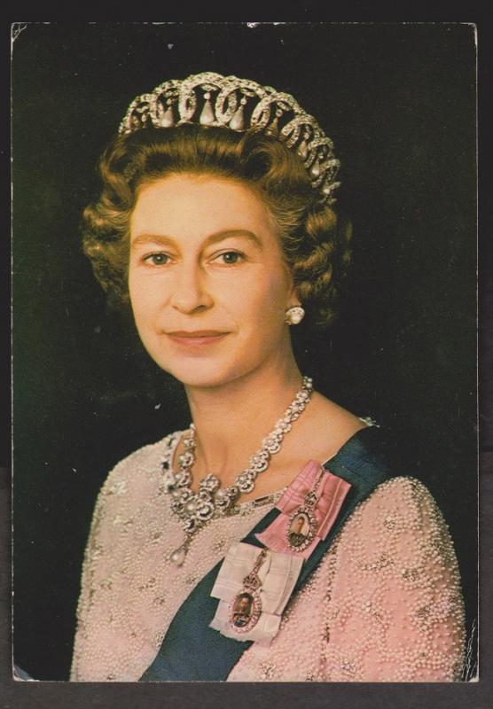 Queen Elizabeth II Photo by Peter Grugeon