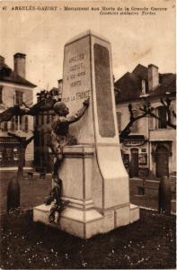 CPA ARGELES-GAZOST Monument aux Morts de la Grande Guerre (415595)