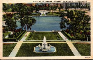 Ohio Cleveland Art Museum Fine Arts Garden and Lake 1943 Curteich