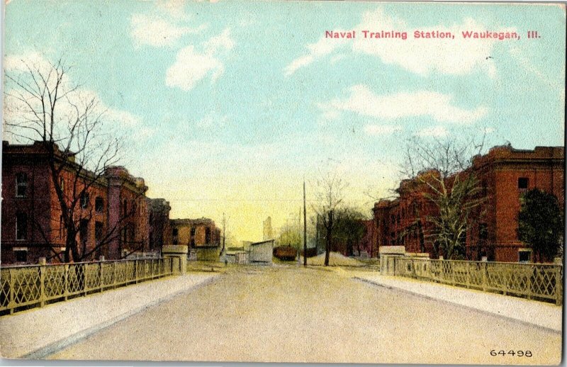 Driveway Through Naval Training Station, Waukegan IL c1910 Vintage Postcard C45