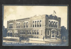 RPPC INDEPENDENCE IOWA DOWNTOWN CITY HALL VINTAGE REAL PHOTO POSTCARD