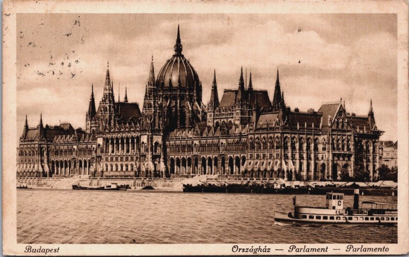 Hungary Budapest Orszaghaz Vintage Postcard  C101