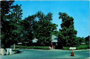 Vtg Refreshment Stand Lookout Area Palisades Interstate Parkway NJ Postcard