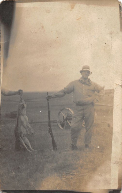 G11/ Interesting Postcard c1910 Men Rifles Hunting Coyote Wolf Fence 4