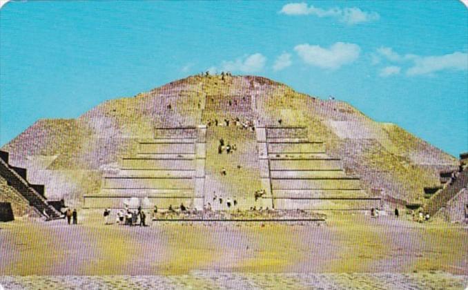 Mexico San Juan Teotihuacan The Plaza & The Pyramid To The Moon