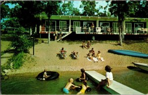 Sun and Ski Motel, Lake of the Ozarks, Lake Ozark MO Vintage Postcard I54