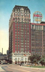 CHICAGO, IL Illinois  SHERATON-BLACKSTONE HOTEL Shell Sign  1958 Chrome Postcard