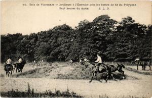 CPA PARIS 12e Bois de VINCENNES Artilleurs a l'exercice (672581)