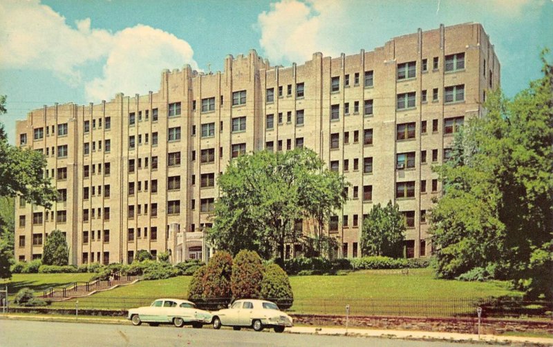 HOT SPRINGS NATIONAL PARK, Arkansas AR    ST JOSEPH HOSPITAL   ca1950's Postcard