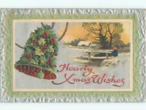 Divided-Back CHRISTMAS SCENE Great Postcard W8599