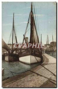 Postcard Old Fishing Boat Harbor of La Rochelle to Saint Savior