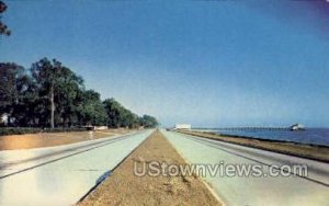 Beautiful Double Drive Along Mississippi Gulf Coast in Highway US 90, Mississ...